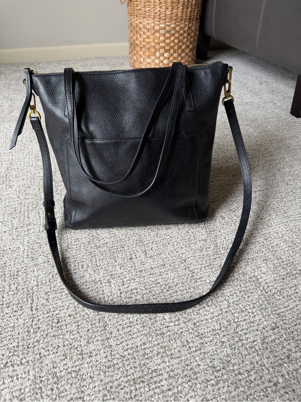 Fossil Evelyn Black Leather Tote Bag Crossbody Purse with Removable Strap